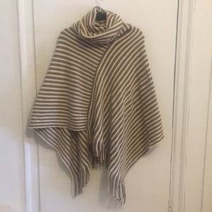 Poncho sweater. Gently worn very soft!